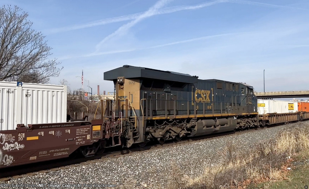 CSX 972